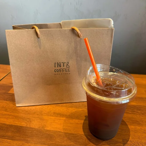 인트로커피 사장님